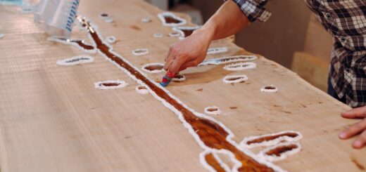 découvrez tout sur les types de finitions pour meubles, leurs avantages et comment choisir la meilleure finition pour sublimer et protéger votre mobilier.