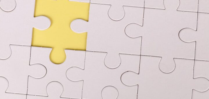 découvrez tout ce qu'il faut savoir sur le puzzle jigsaw : son histoire, ses types, ses bénéfices et des conseils pour choisir le meilleur puzzle adapté à vos envies.