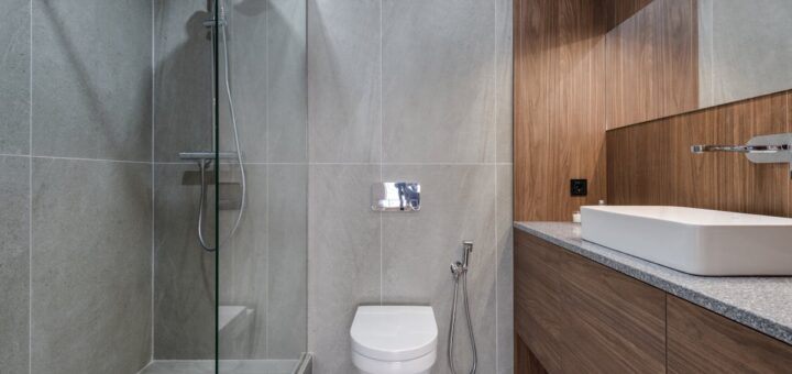 découvrez les dimensions standards des toilettes pour choisir le modèle adapté à votre salle de bain. conseils pratiques et guide pour bien aménager votre espace toilette.