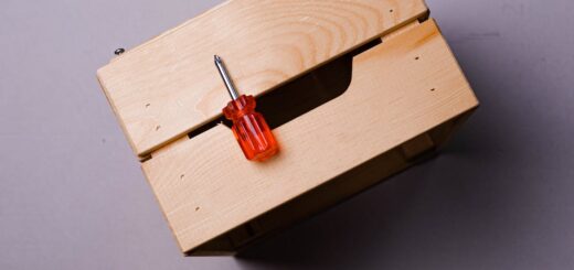 découvrez les techniques d’assemblage du contreplaqué : méthodes efficaces, astuces de professionnels et conseils pour des assemblages solides et durables. idéal pour vos projets de menuiserie ou de bricolage.